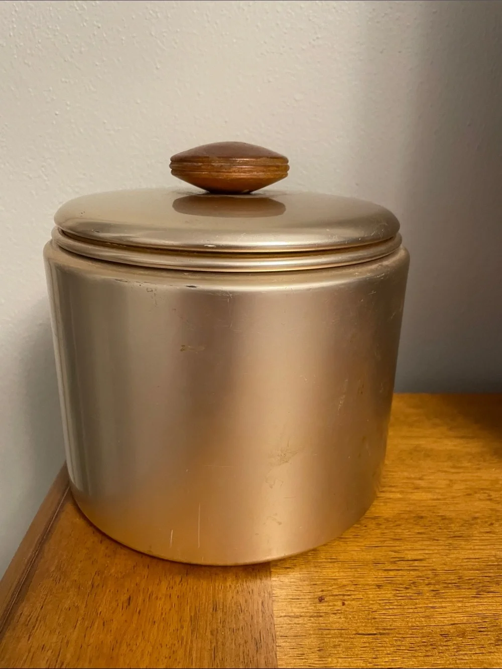 MCM Vintage MIRRO Rose Copper Aluminum 3 Quart Canister with Wood Knob
